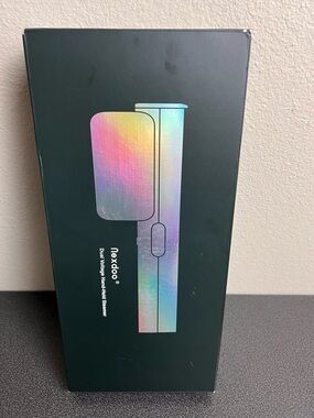 nexdoo Dual Voltage Handheld Steamer - Iridescent Accent